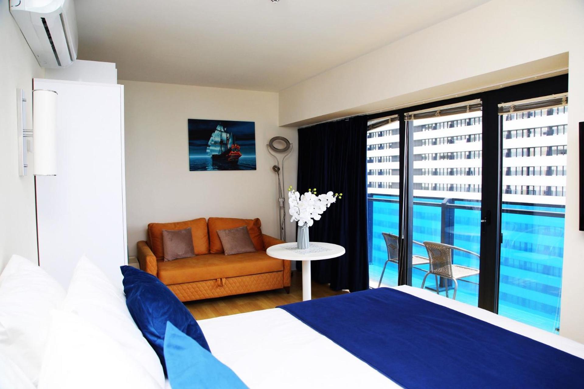 View & More Aparthotel In Batumi Exterior photo